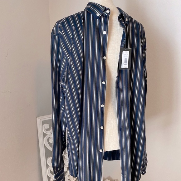 Other - MURANO LIQUID LUXURY MENS button up size XL. BRAND NEW NEVER BEEN WORN WITH TAG